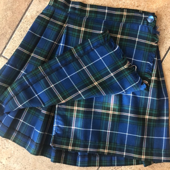 Gorgeous handmade vintage skirt and hat set - Picture 7 of 7